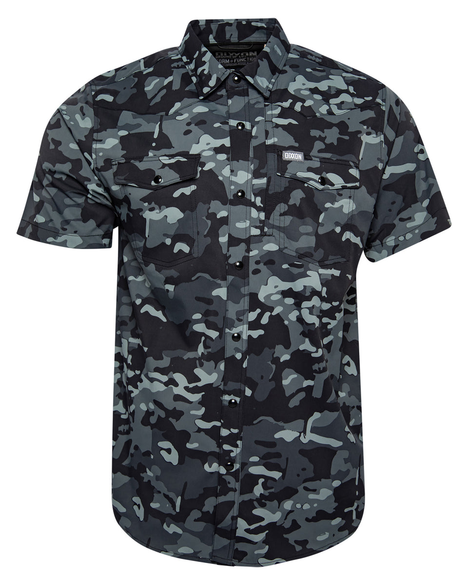 OUTDOORSMAN PERFORMANCE SHORT SLEEVE BLACK CAMO BUTTON UP - MENS