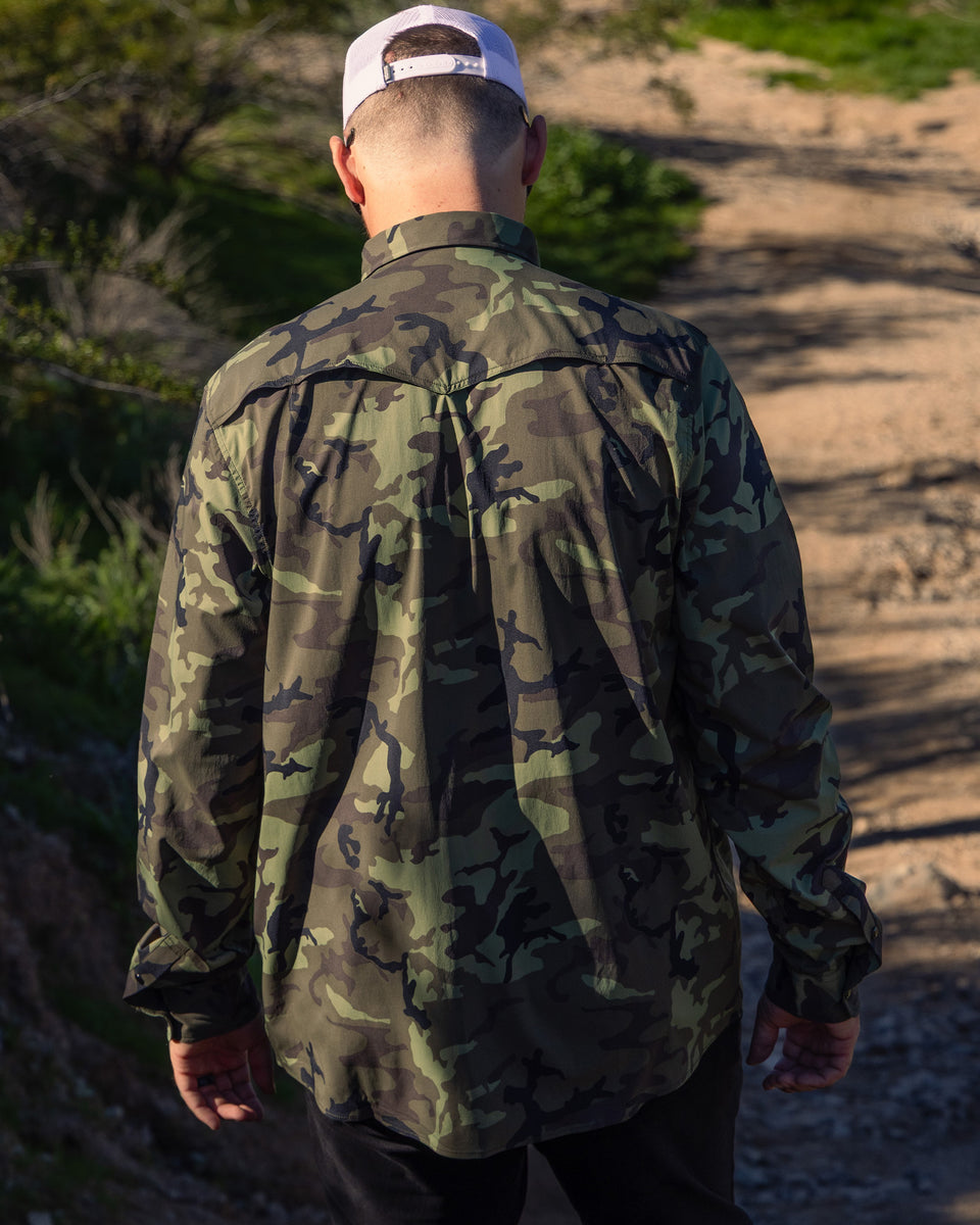OUTDOORSMAN PERFORMANCE LONG SLEEVE BUTTON UP - CAMO – Dixxon Canada