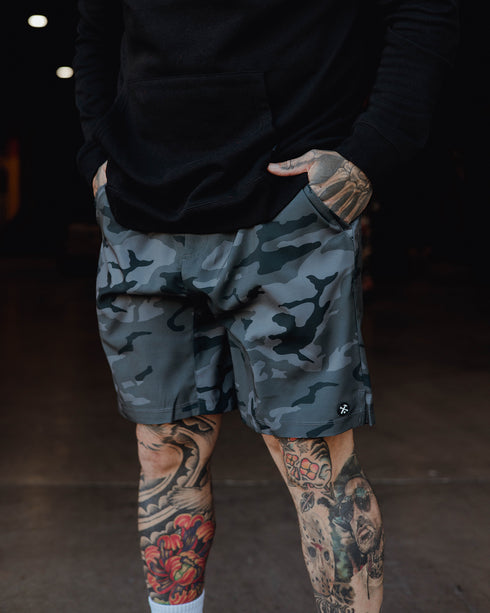 9" GYM SHORTS BLACK CAMO - MENS