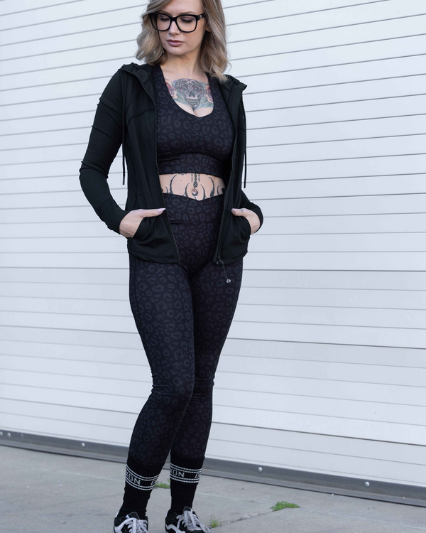 WOMENS UNTAMED LEGGINGS - BLACK LEOPARD
