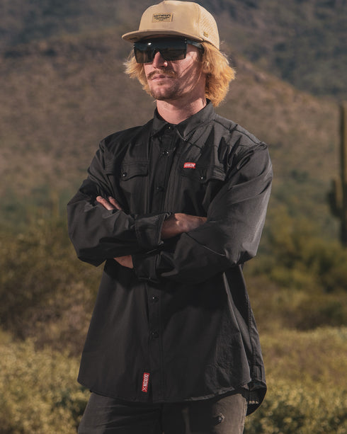 OUTDOORSMAN PERFORMANCE LONG SLEEVE BUTTON UP - BLACK