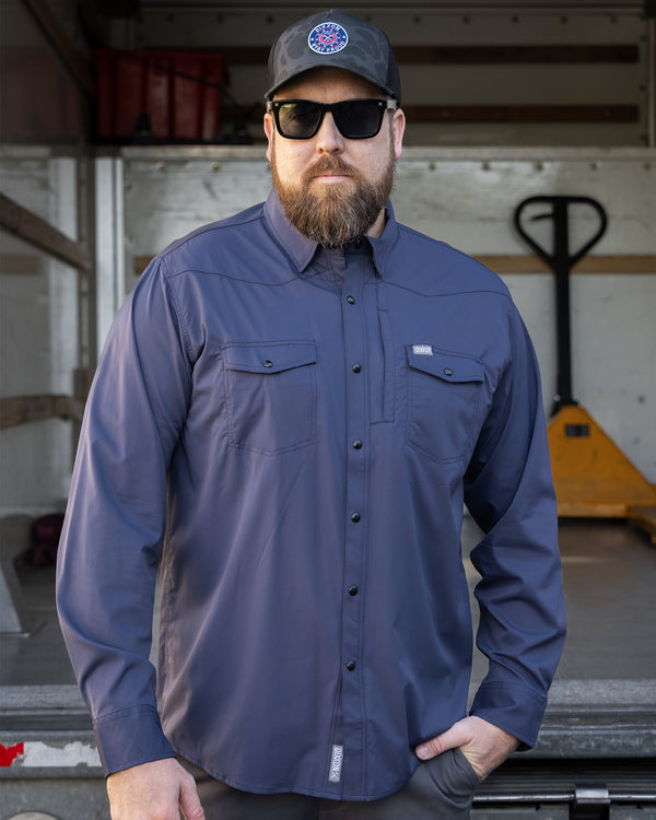 OUTDOORSMAN PERFORMANCE LONG SLEEVE BUTTON UP - NAVY