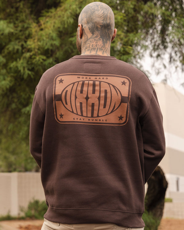 TAN NAMEPLATE CREWNECK SWEATSHIRT BROWN - MENS