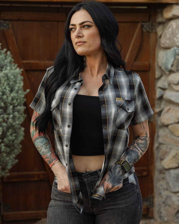 GOLD LINE BAMBOO SHORT SLEEVE BUTTON UP - WOMENS