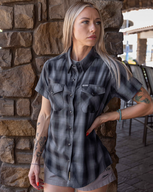 THE STORM HERITAGE BAMBOO SHORT SLEEVE BUTTON UP - WOMENS