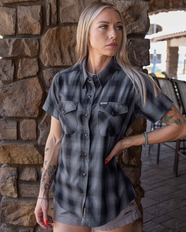 THE STORM HERITAGE BAMBOO SHORT SLEEVE BUTTON UP - WOMENS