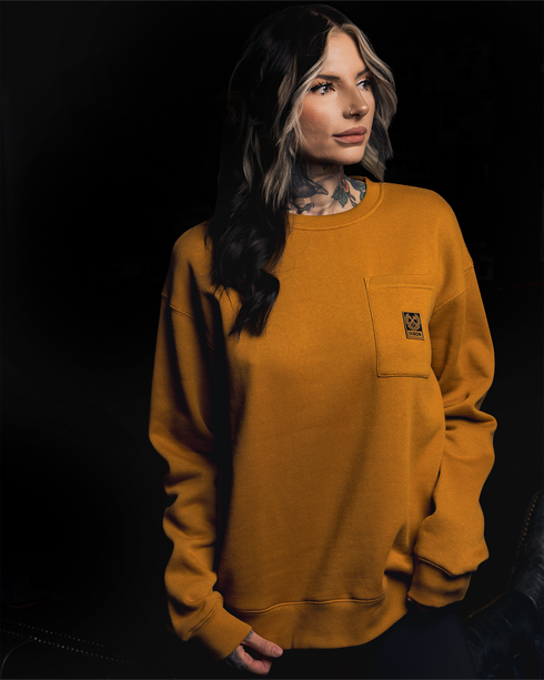 POCKET CREWNECK CAMEL - WOMENS