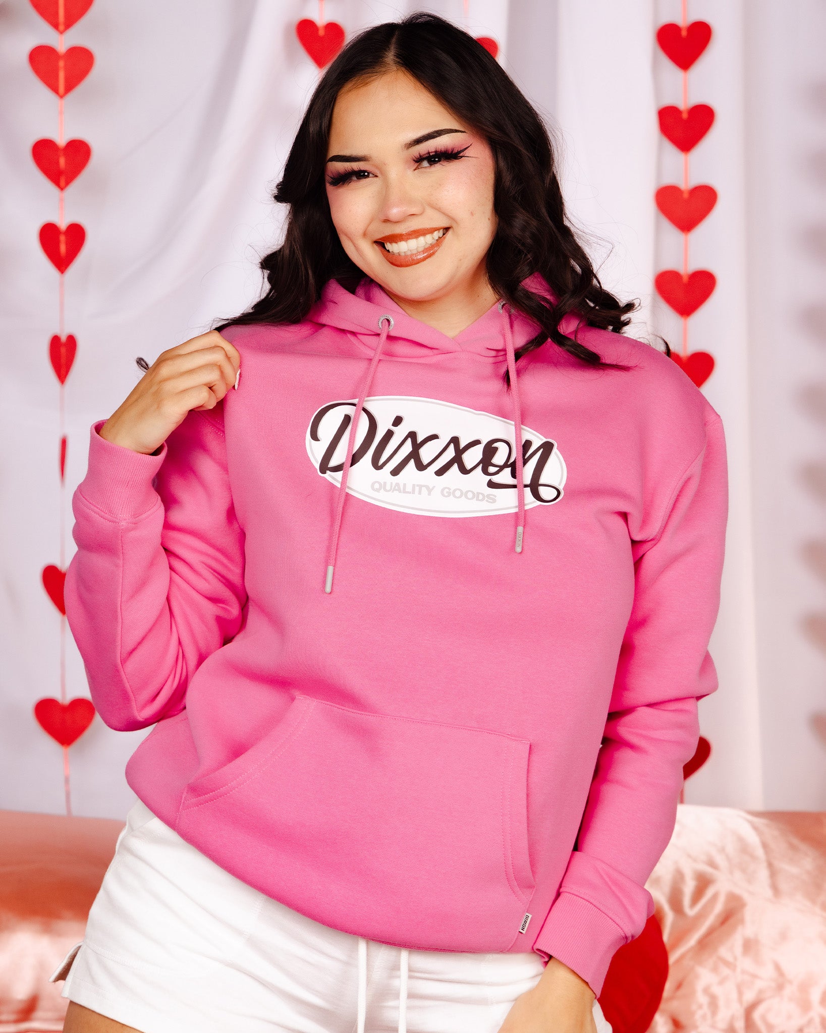 BLACK & WHITE DIXXON QUALITY PULLOVER HOODIE PINK - WOMENS