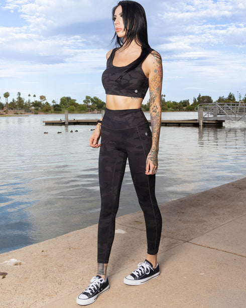 WOMENS CLASSIC LEGGINGS - BLACK CAMO