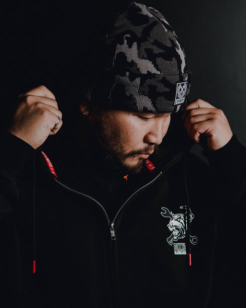 RIBBED BEANIE BLACK CAMO