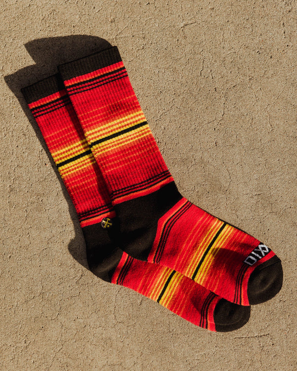 SERAPE PREMIUM CREW SOCKS RED