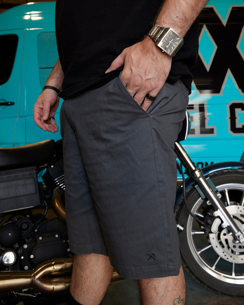 CHINO SHORTS CHARCOAL - MENS